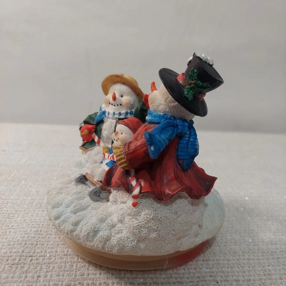 Vintage Snowman Family Jar Topper Christmas Decor Holiday Sledding 4.5 Inch‎
